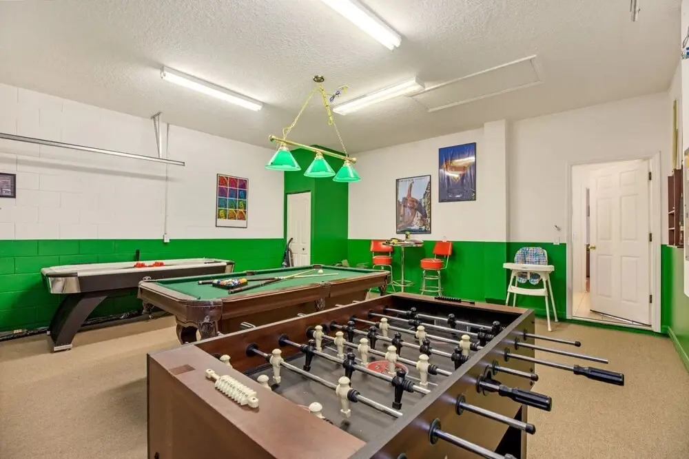 Beautiful, Spacious 5 bed Villa With Sunny Private Pool, Overlooking Conservation Land - 447