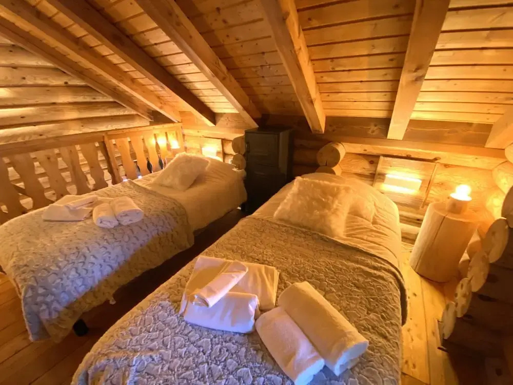 L'ours Blanc Chalet en Rondins