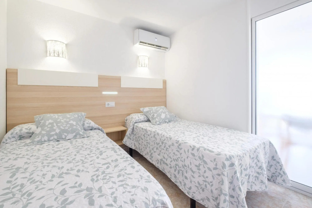 Carabelas 3-44 Levante Beach