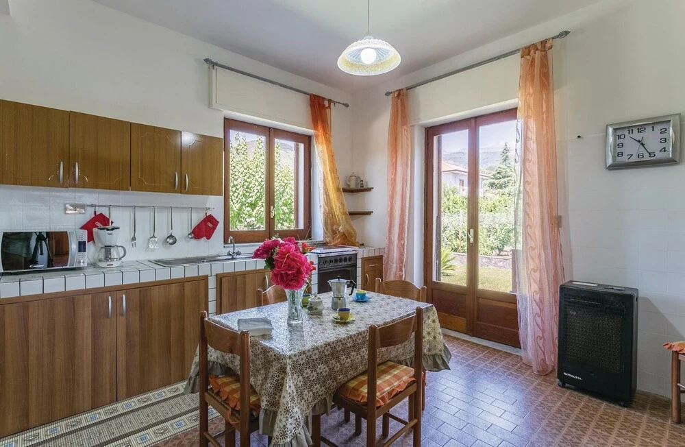 Stunning Home in Zafferana Etnea With 3 Bedrooms and Wifi