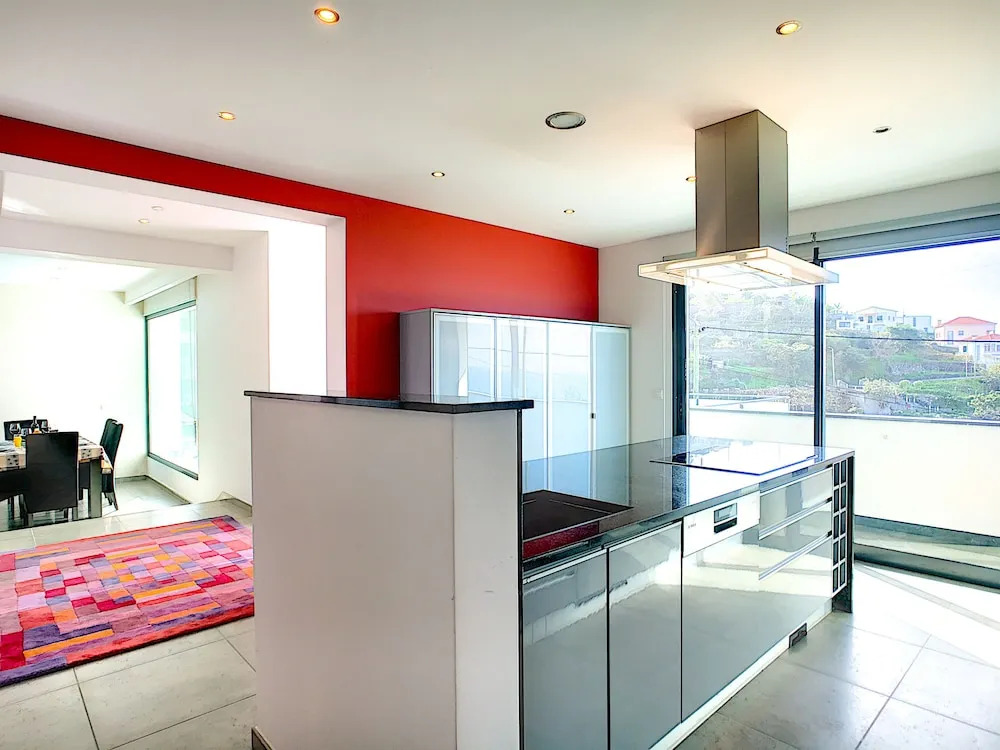 Villa North Sea by LovelyStay