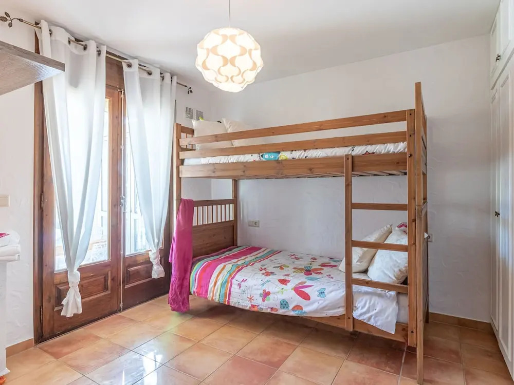 Charming Holiday Home in Empuriabrava With Pool