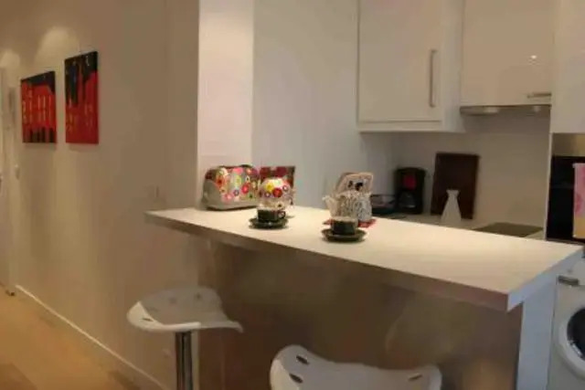 Montmartre Apartments Valadon