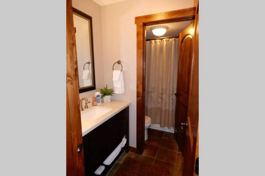 #211 1br Condo across from Park City Resort
