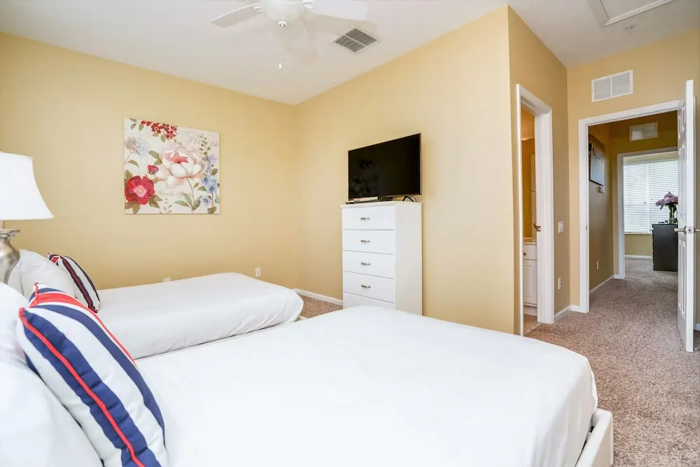 Perfect Orlando Home! Cozy and Contemporary 3bd/3.5ba Town Home - #3vc013