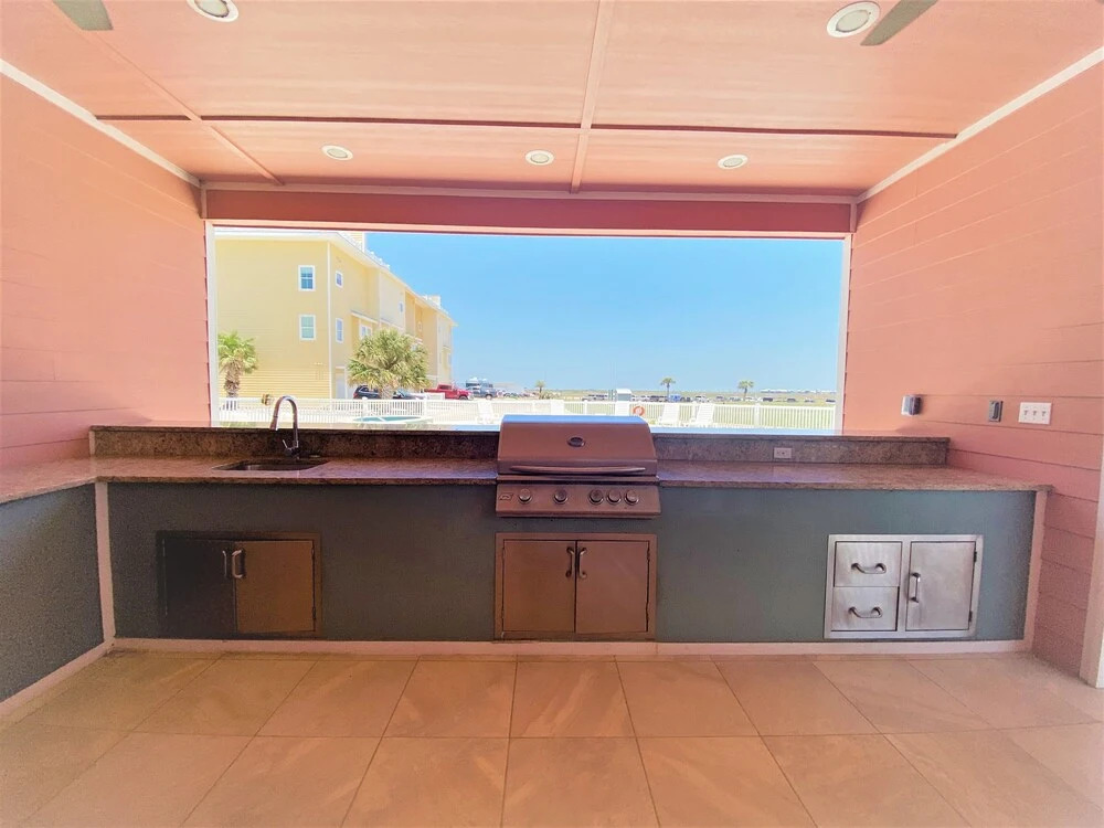 Marina's Edge 3 Bedroom Townhouse by Redawning
