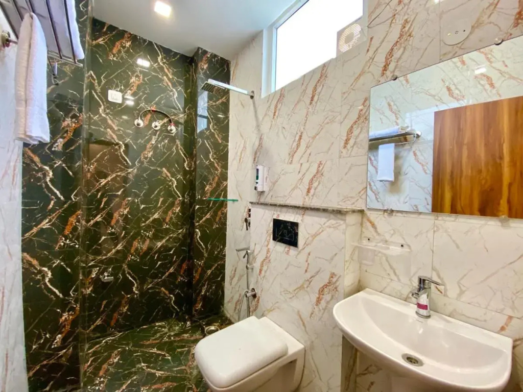 Hotel Shiv Inn Rishikesh