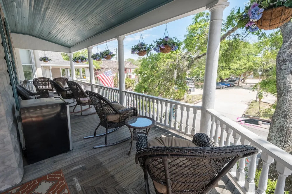 Southern Wind Inn