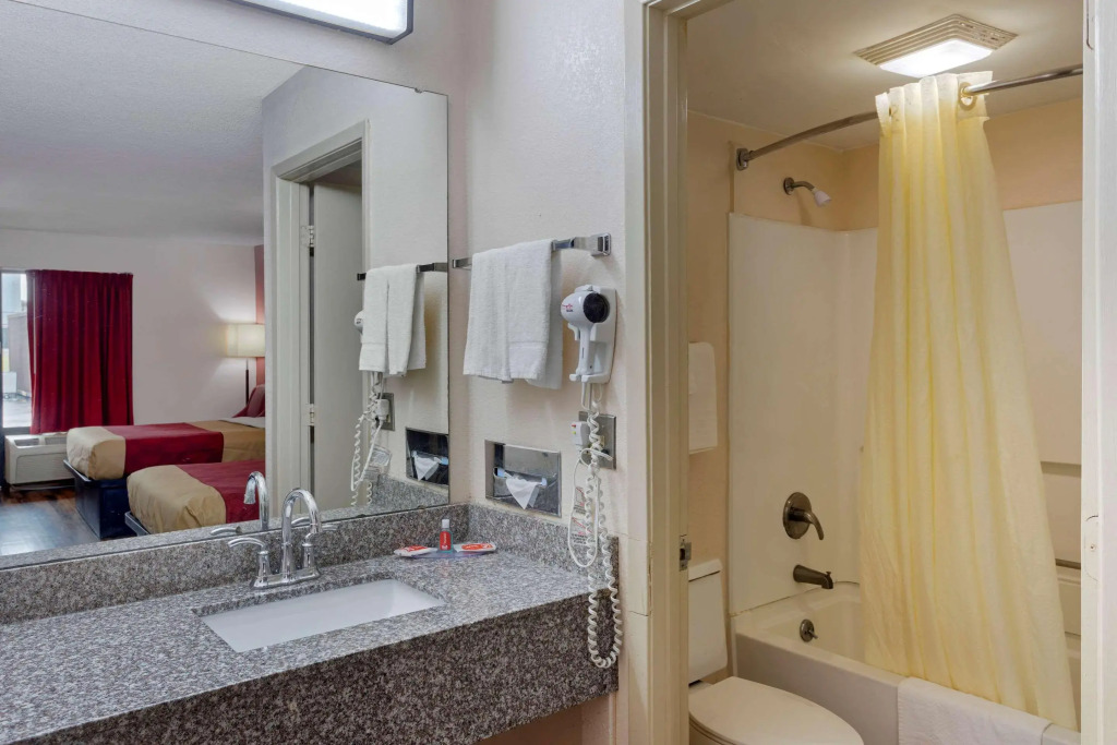 Econo Lodge