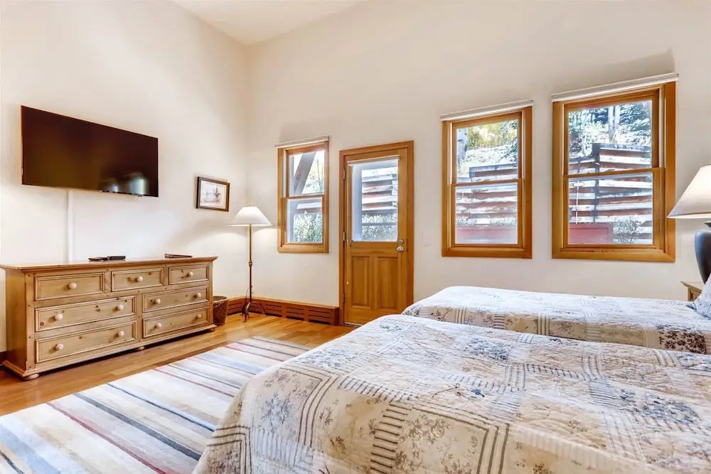 Ski In, Ski Out, 2 Bedroom Luxury Residence In Snowmass Village