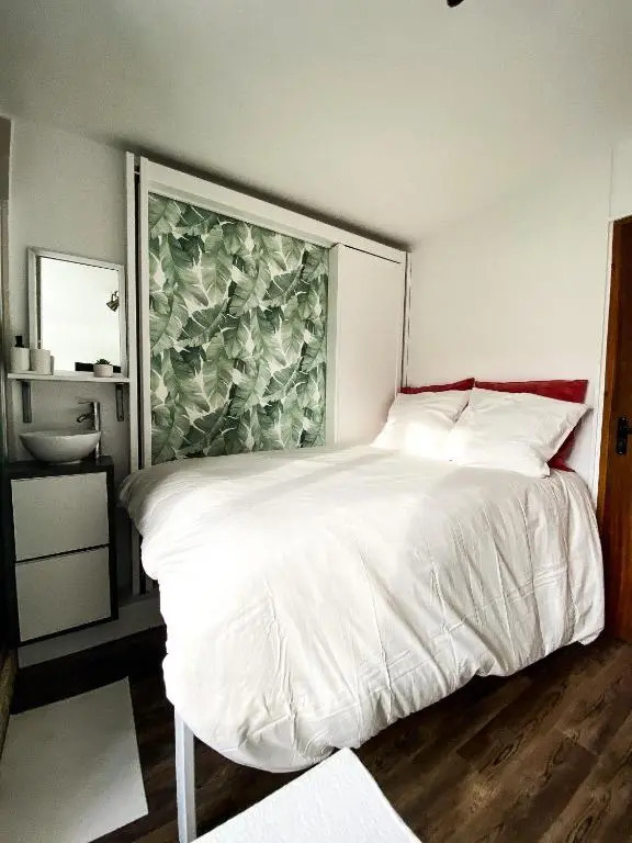 Petit studio au pied du château