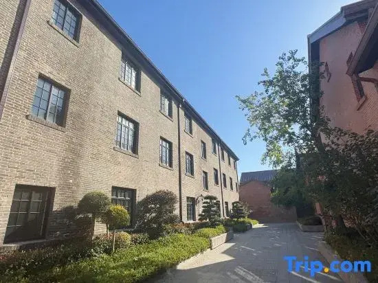 Nanjing Jinpu No. 12 Homestay (Pukou Railway Station Cultural District Store)