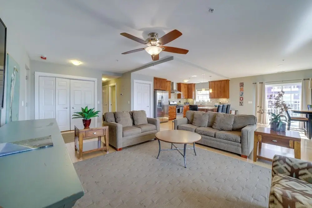 Idyllic New Buffalo Condo: Walk to Beach & Shops!
