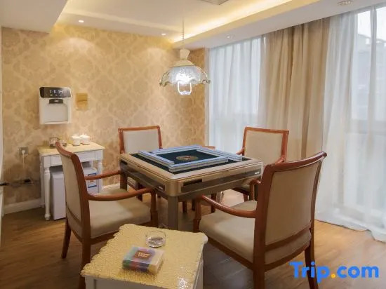 Xian Qu Jiang Yin Zuo Hotel