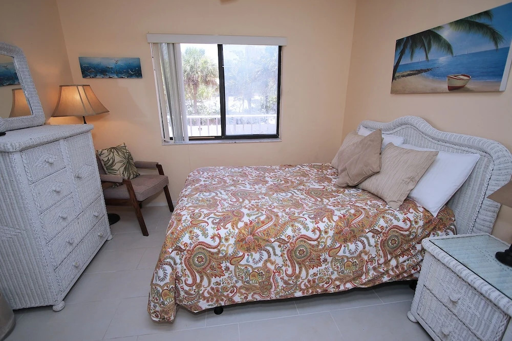 Reef Club 103