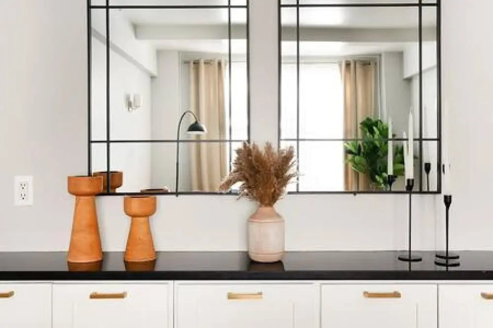 73-208 New 2BR 2bath UWS Doorman Gym