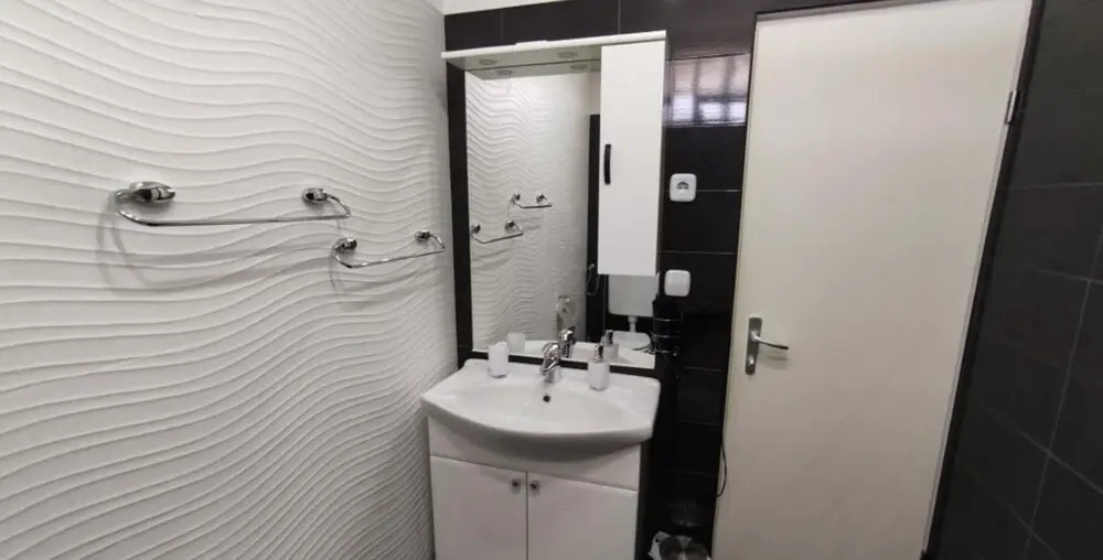 Neven - Economic Apartment Close to sea - A4 kat