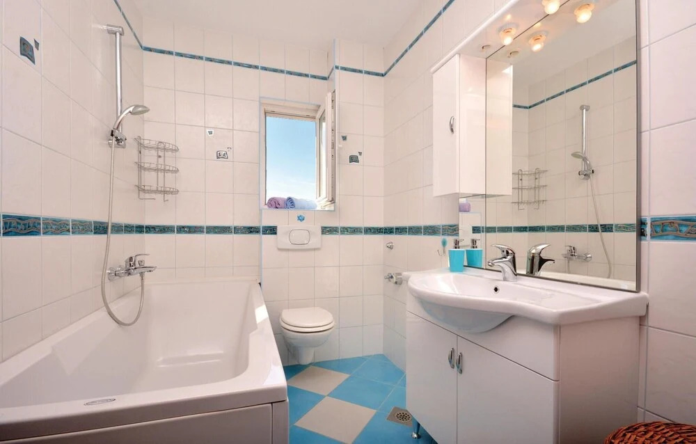 Beautiful Home in Split With Wifi and 2 Bedrooms