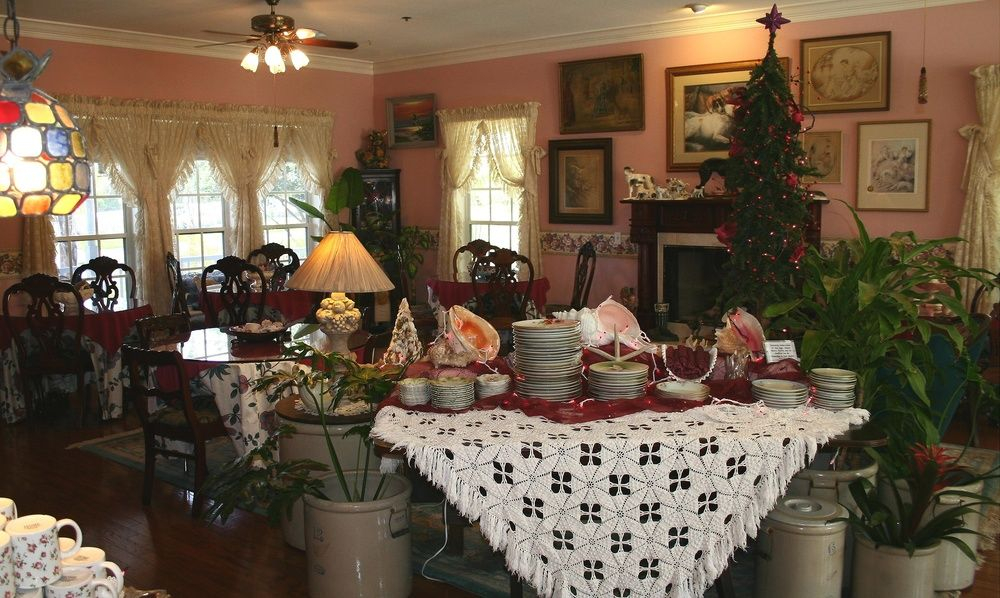 Heron Cay Lakeview Bed & Breakfast
