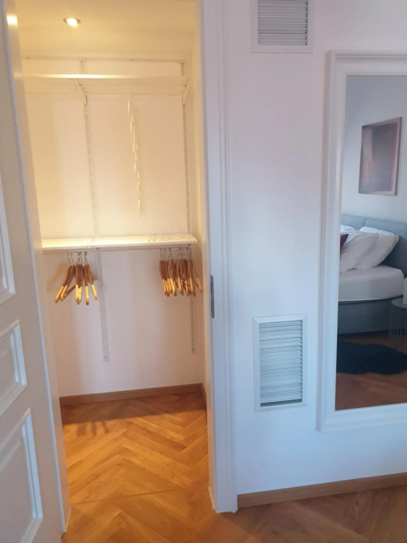 Modernes Apartment an der Frauenkirche