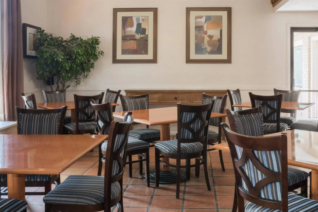 SureStay Plus by Best Western Beaumont