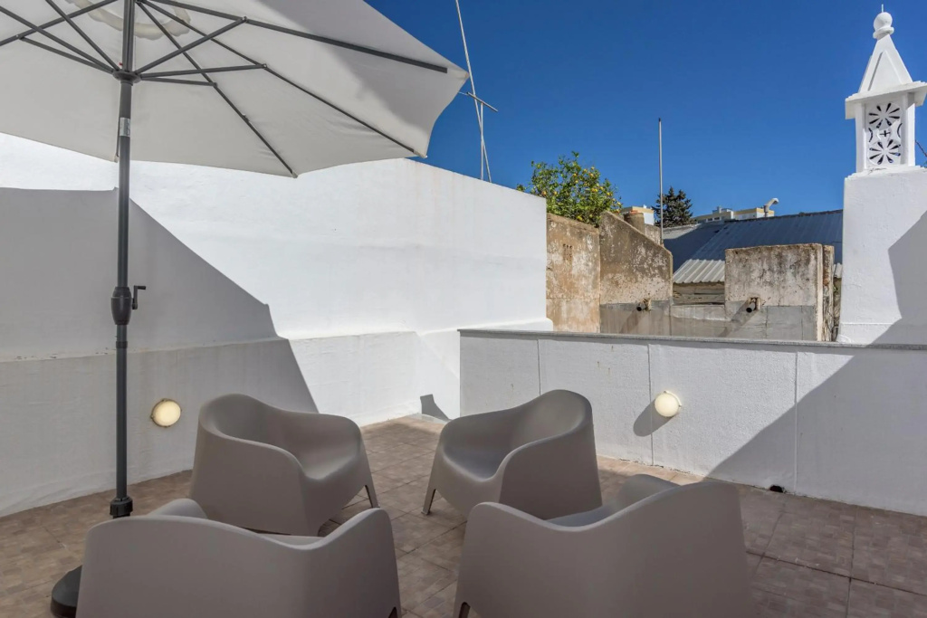 FLH Faro Central House with Terrace