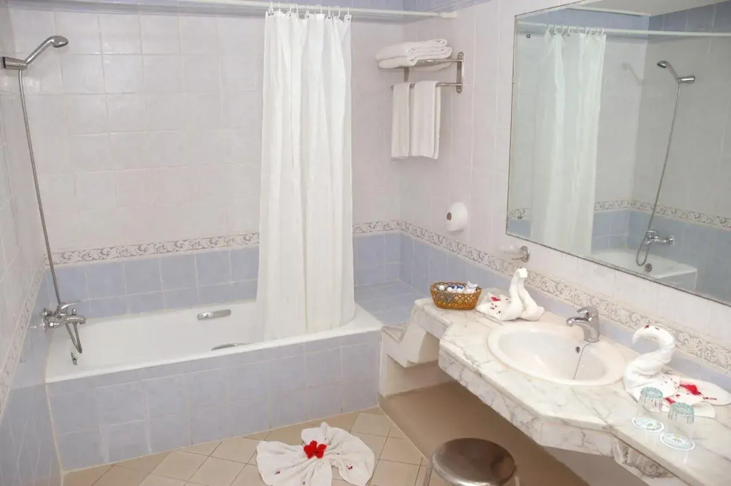 Курортный отель Riadh Palms Resort & Spa