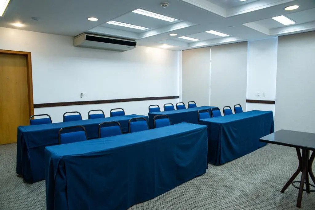 Hotel Campo Largo Express