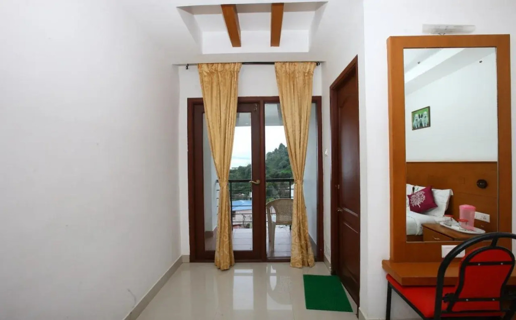 FabHotel Kurunji Meridian