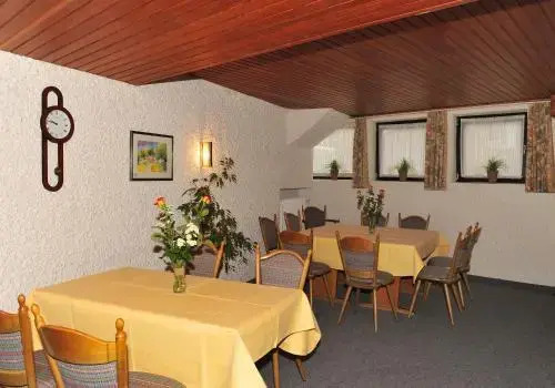 Weidegg - Hotel Garni