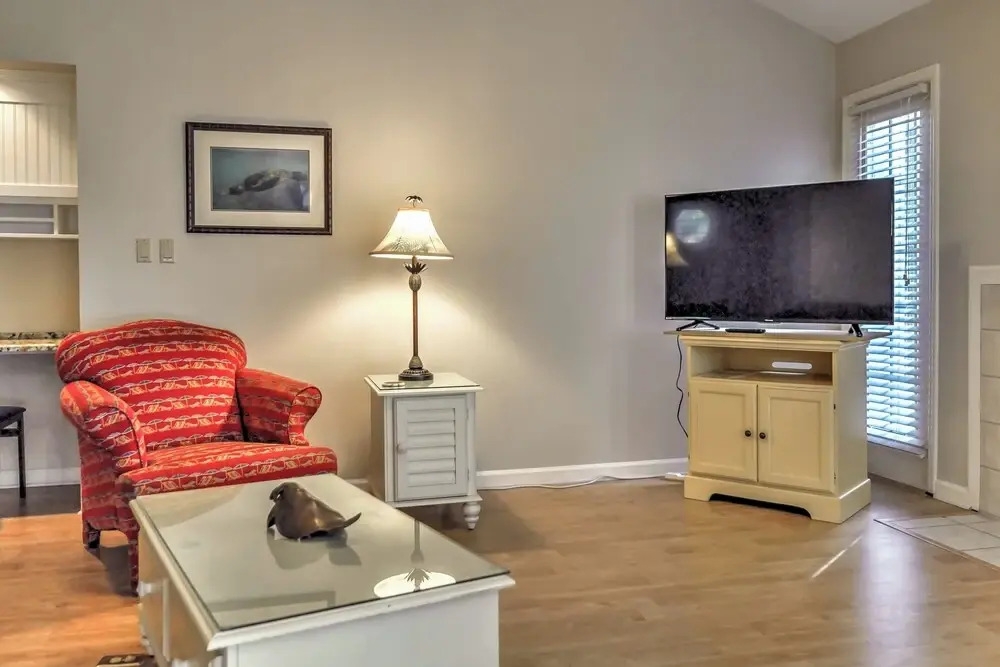 Beach & Pool Access: Golf Villa in Hilton Head