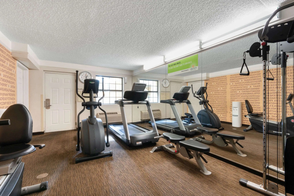 La Quinta Inn by Wyndham Phoenix Sky Harbor Airport