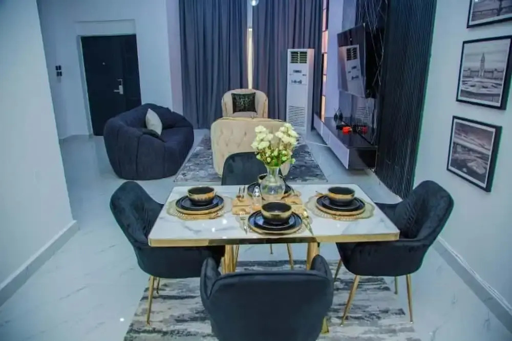 Aviv Luxury Homes