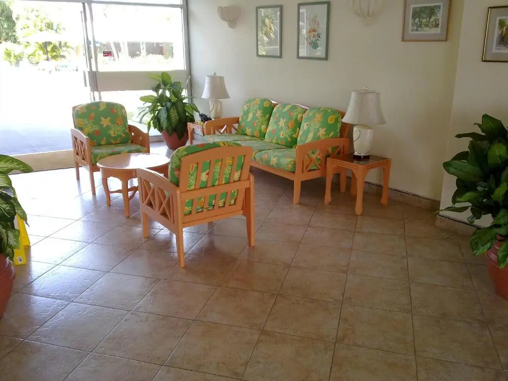 Condominium 220