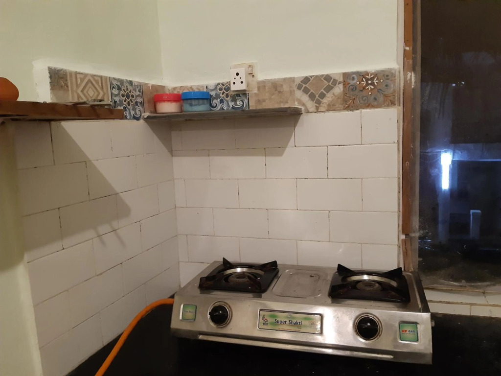 Palm Grove 1 Bhk Apartment at Candolim Beach with free Wifi