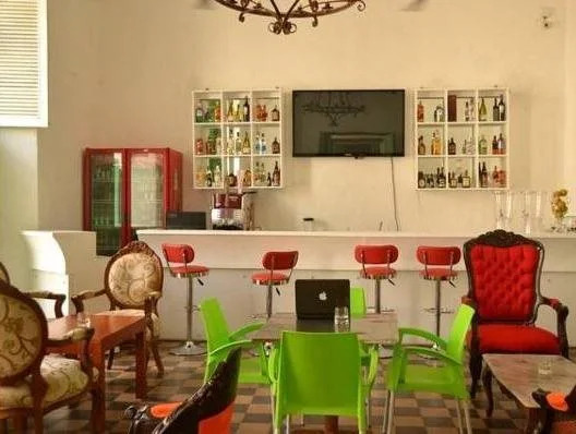 Hostel Green House Coffee Bar