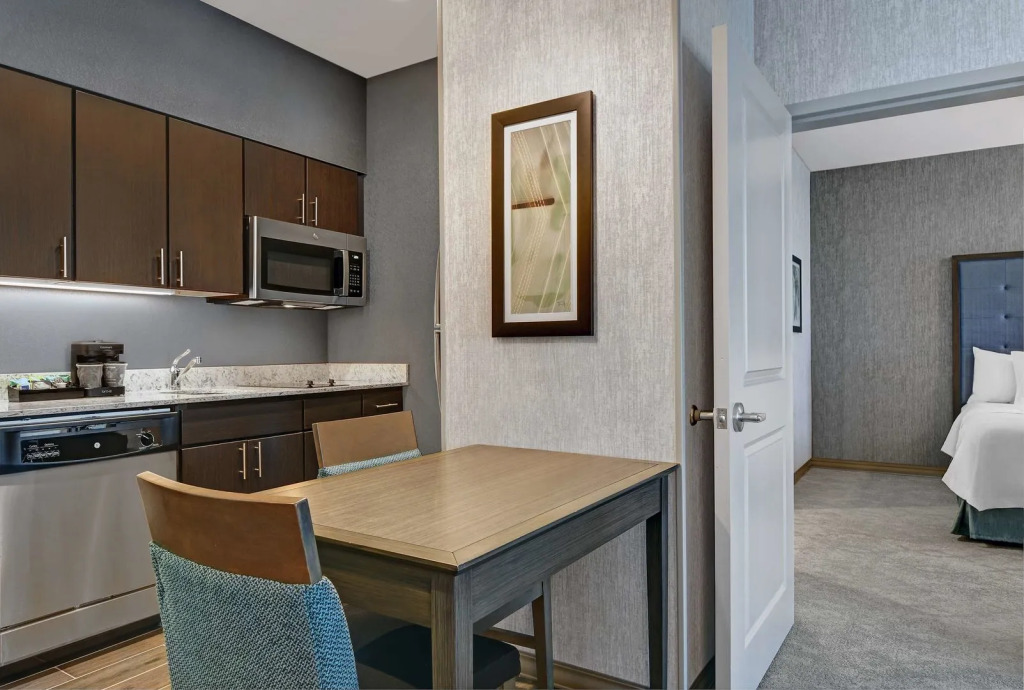 Homewood Suites by Hilton Edison Woodbridge