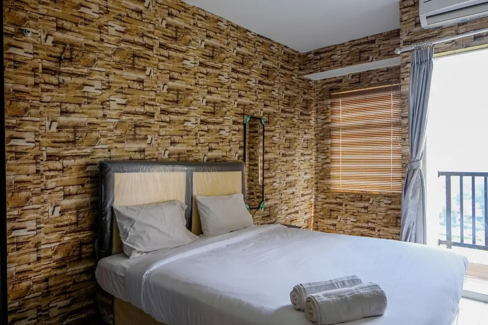 Best Price Studio Room Apartment at Ayodhya Residences