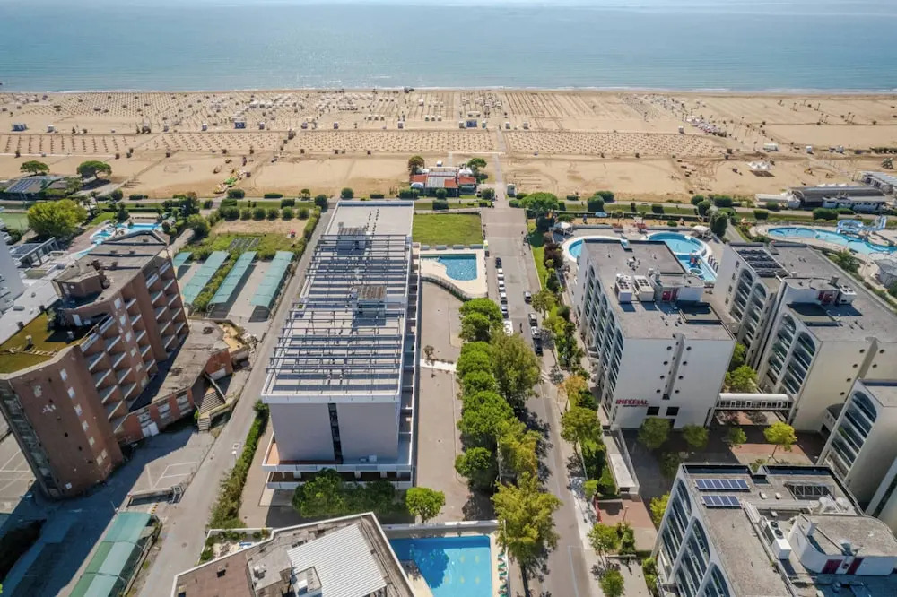 Homely Seaview Studio Flat With Balcony - Beahost