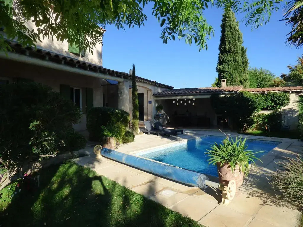 Villa Hydra