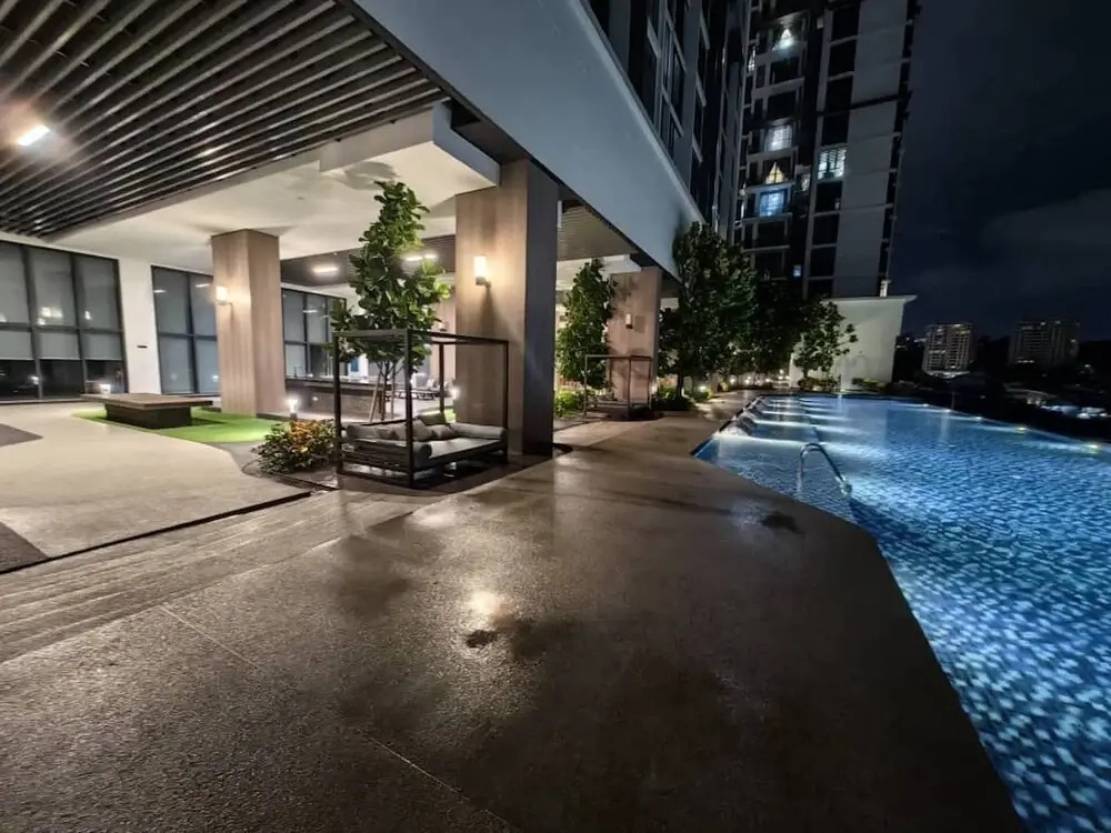 Avara Mid Valley By VP