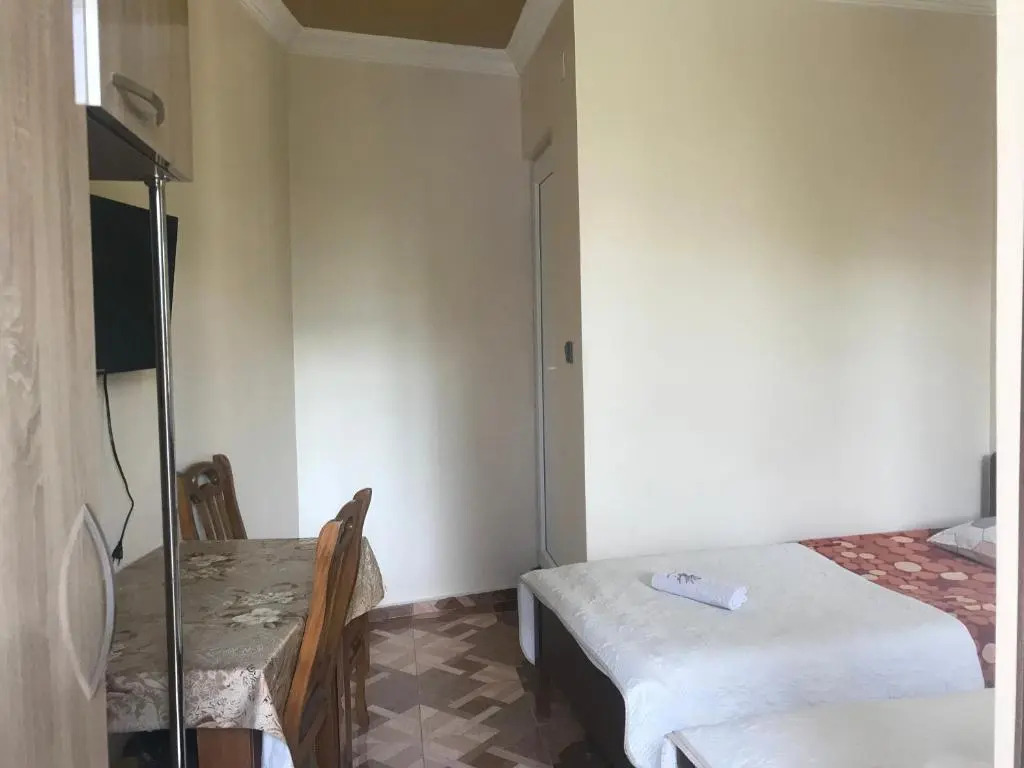 Linda Guest house