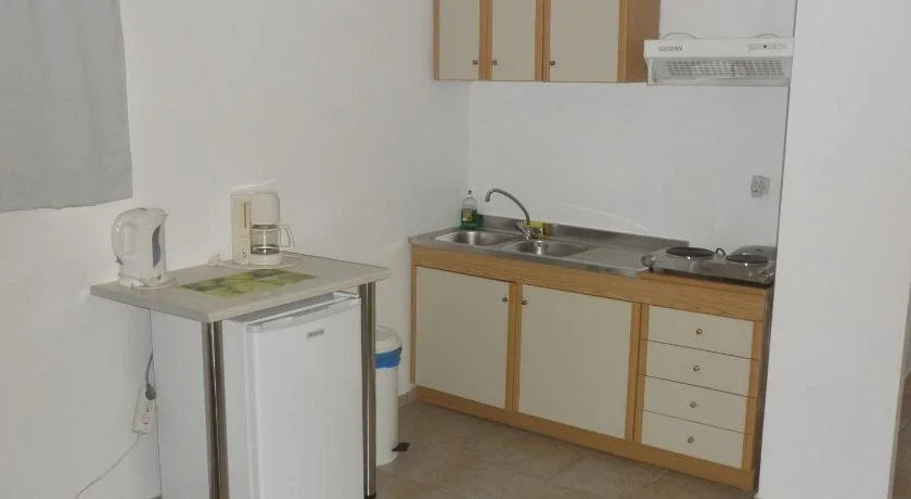 Anthemis Apartment