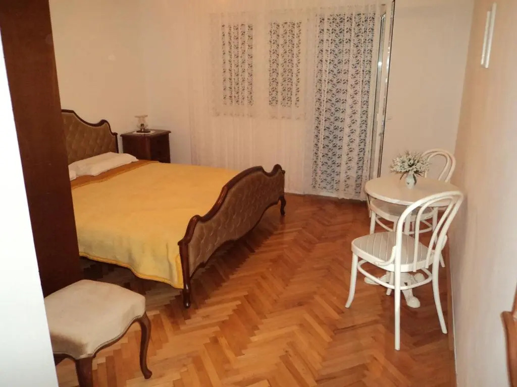 Apartments Racetin