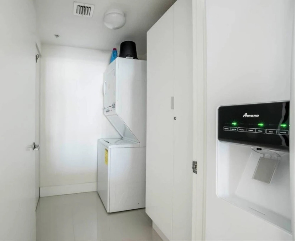 Le Marina Bay 310 by Go Florida Condo, Sunny Isles