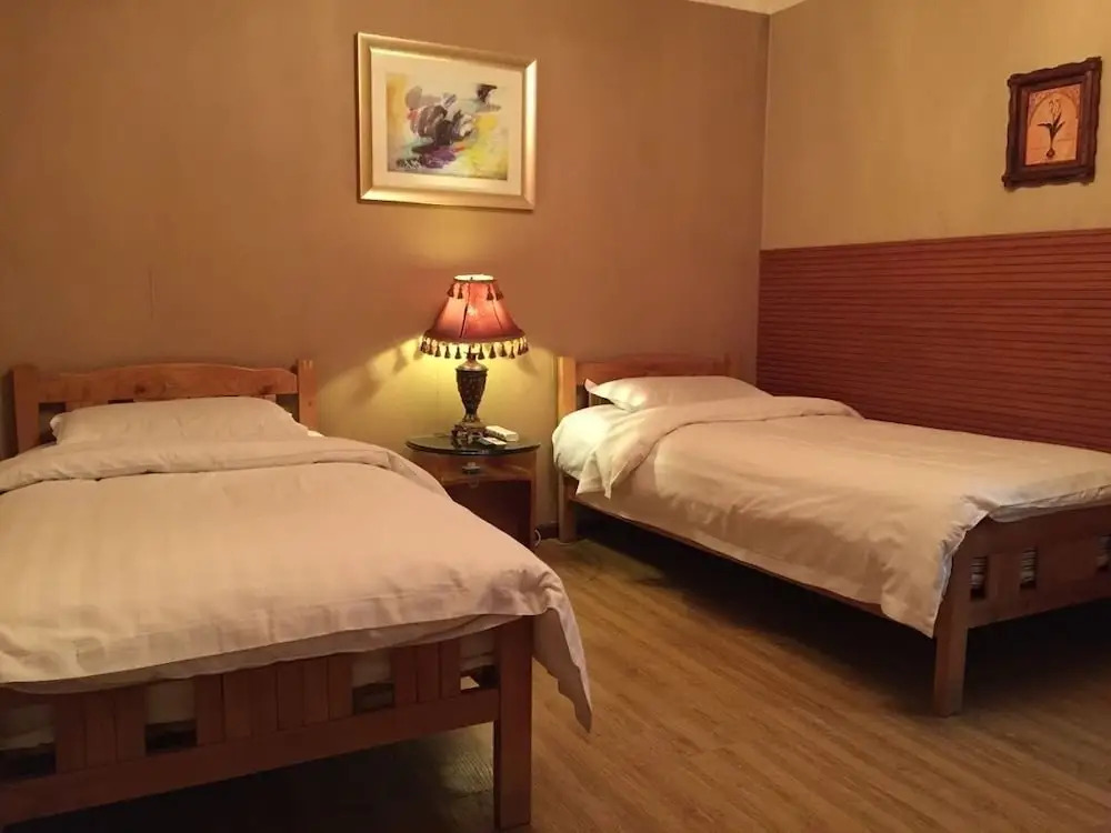 Shuyuan Party Hostel
