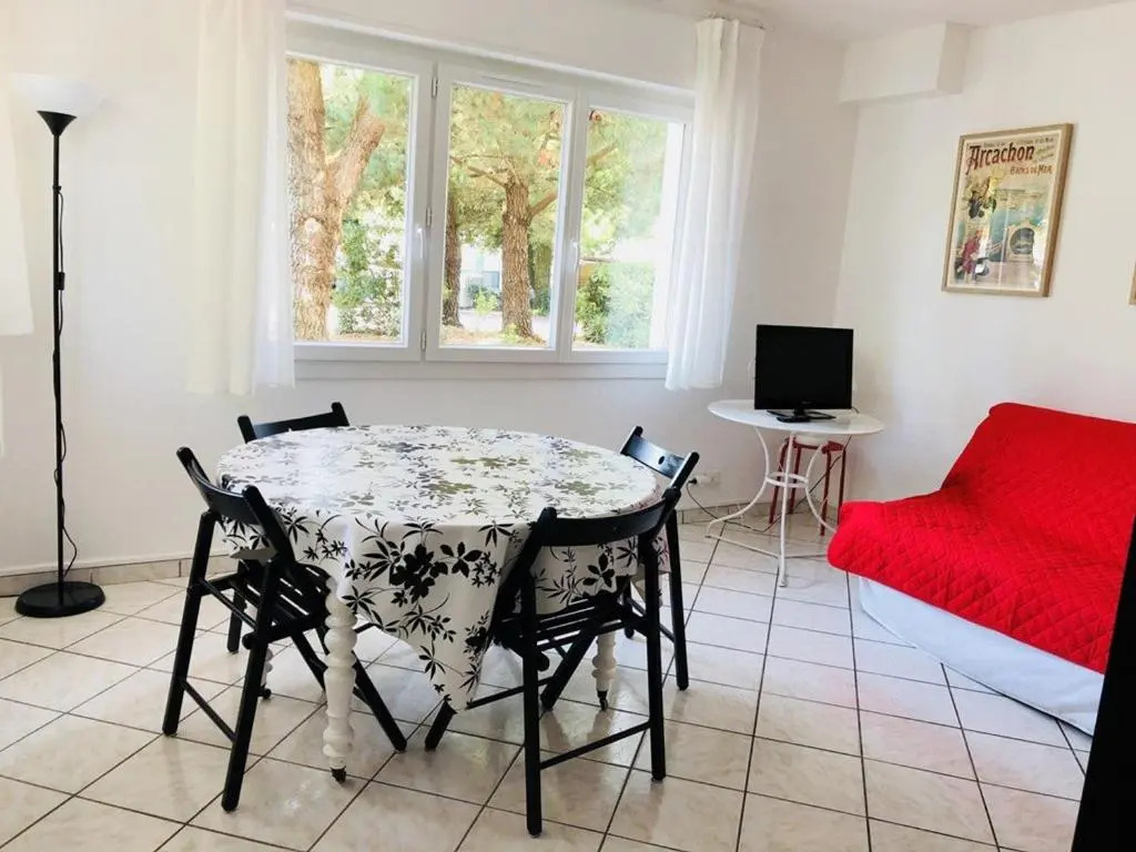 Appartement Arcachon, 2 pièces, 4 personnes - FR-1-433-39