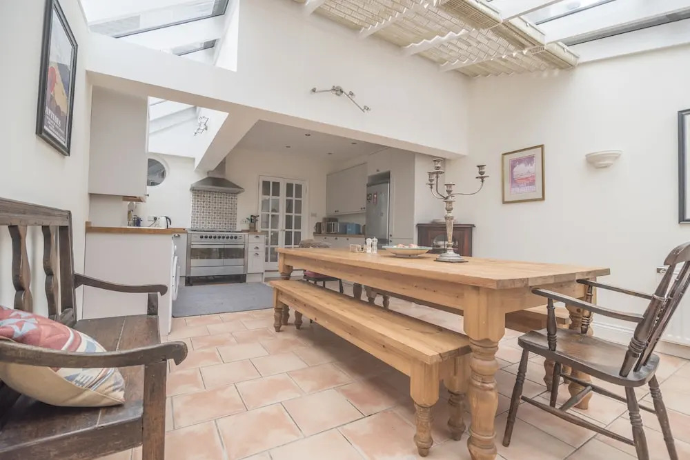 Traditional Home in Kew Gardens