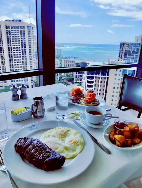 Panoramic Oceanview Resort - Full Kitchen in Each Unit, 2 Swimming Pools, Onsite Restaurants, Fireworks Every Friday