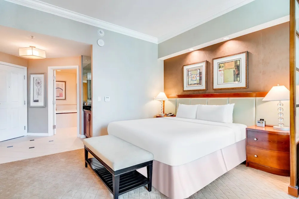 The Signature at MGM Grand - All Suites